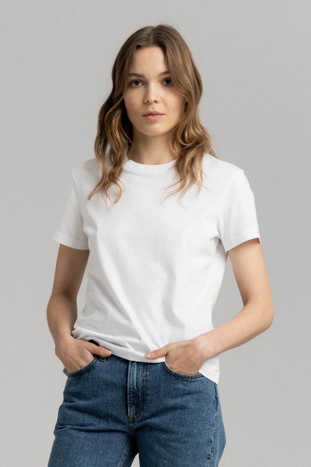 respons Sober Blå White T-Shirt | Organic Cotton Crewneck - ASKET