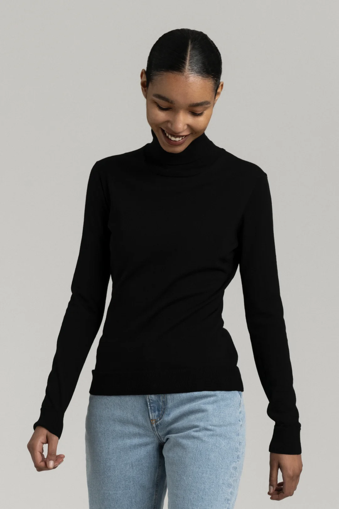 ASKET - Merino Sweater Black - Merino Wool - Mens