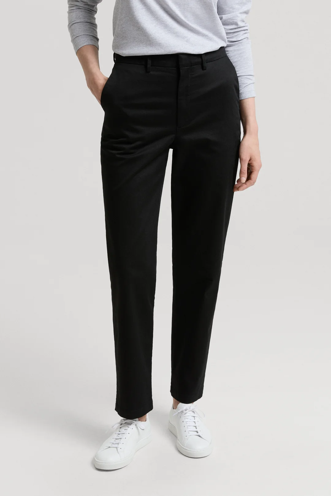 Black Chino | Tapered Cotton Stretch Trouser- ASKET