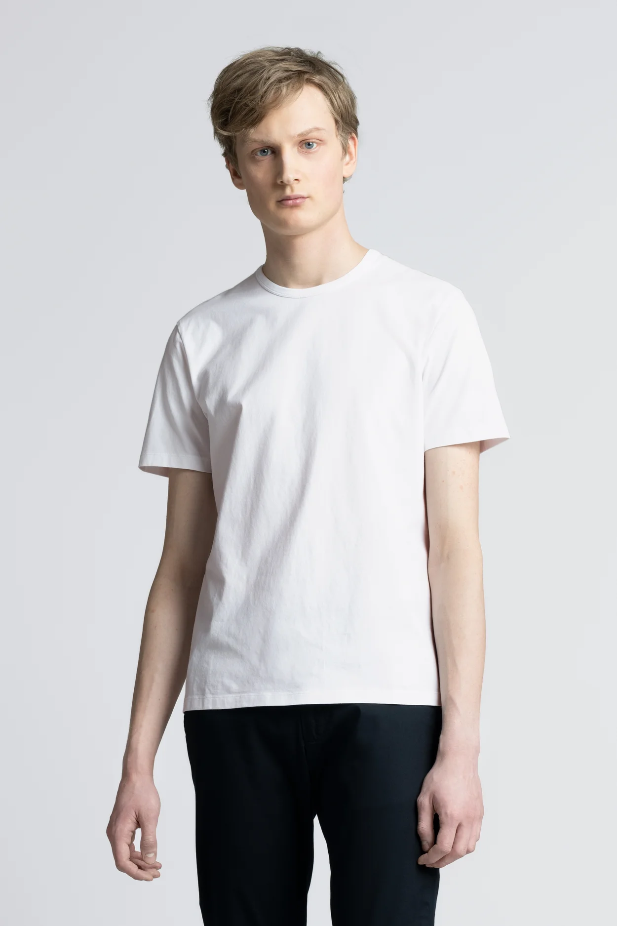 Niet doen Hol . White T-Shirt | Premium Heavyweight Cotton Crewneck - ASKET