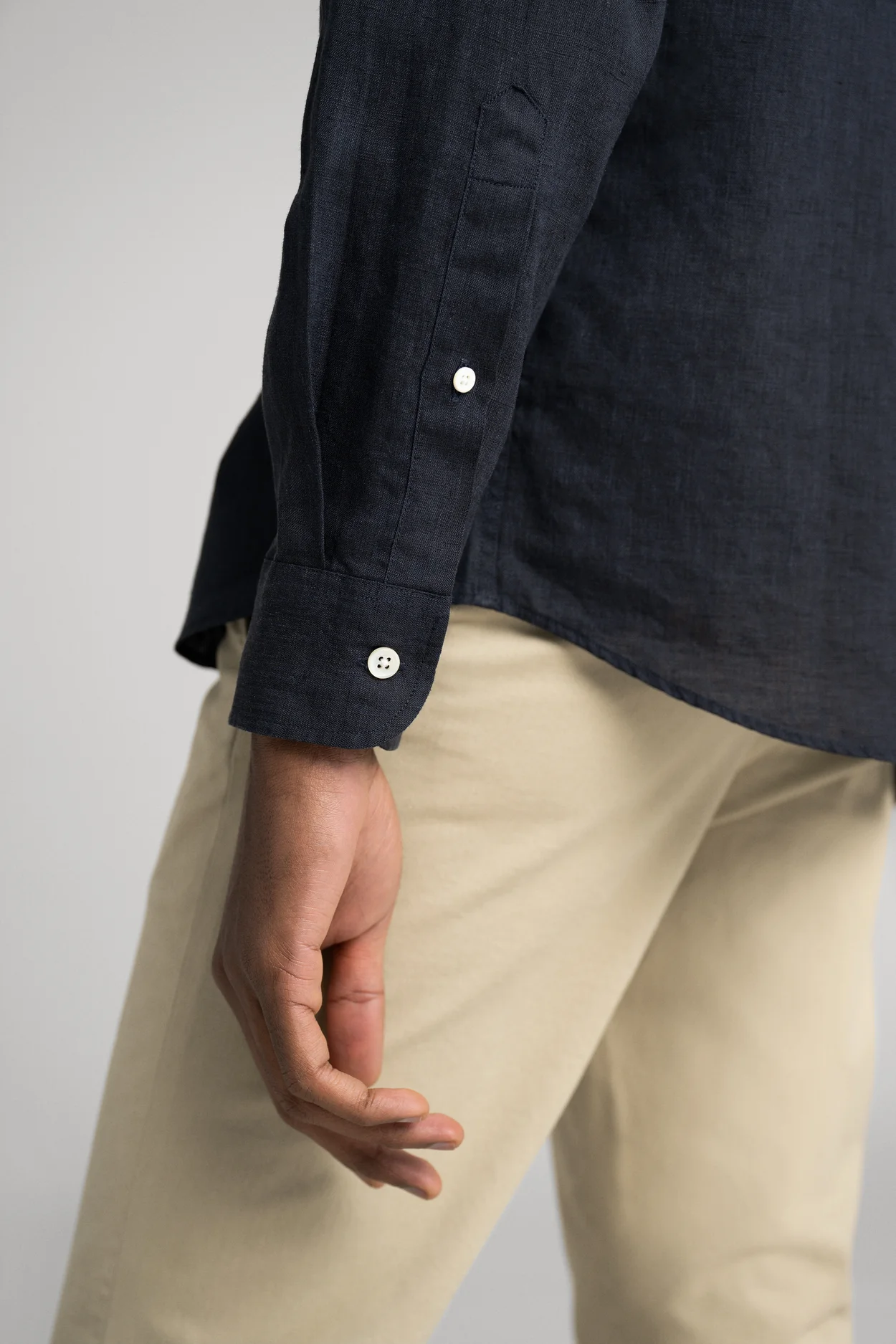 Dark Navy Linen Shirt | Button Down French Linen - ASKET